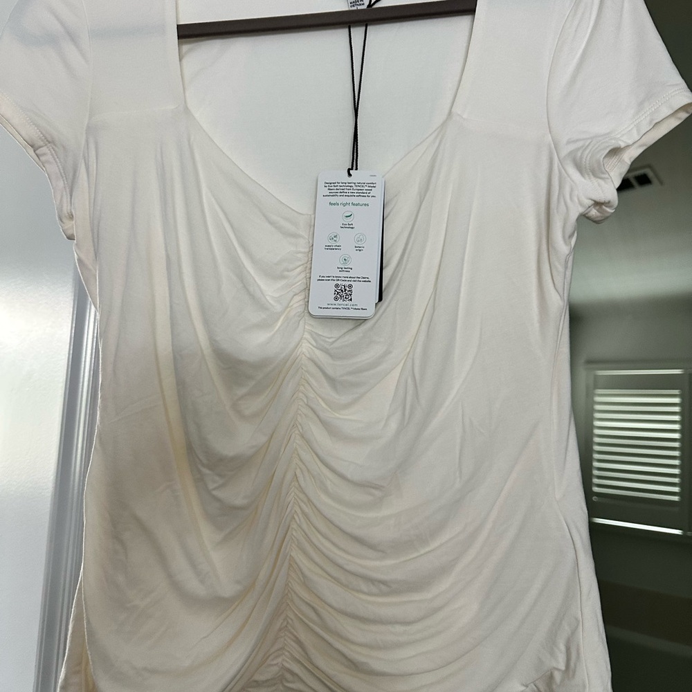 Guess Cream Ruched Cap Sleeve Blouse